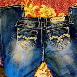 Rock Revival destroyed Jeans.